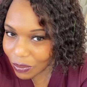 Meet your Posher, Lisha